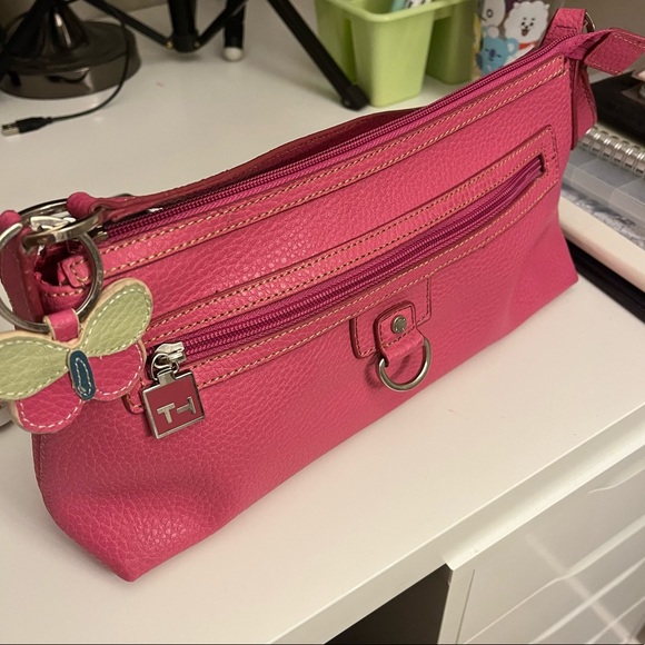 Tommy Hilfiger Hot Pink Shoulder Bag - Picture 2 of 4